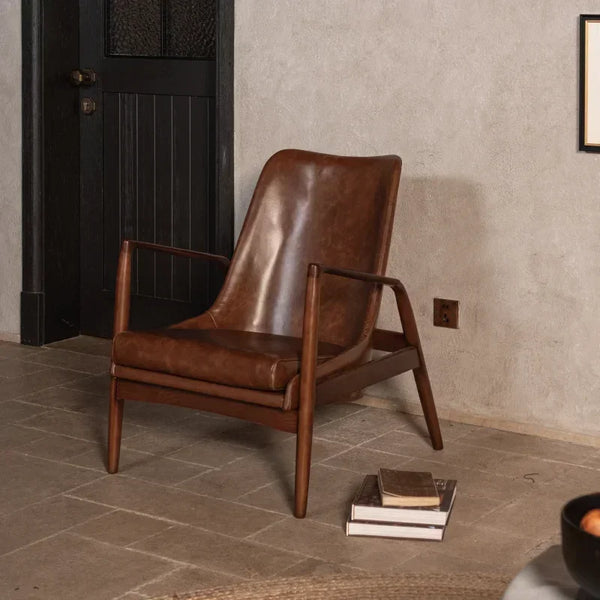 Retro Oil Wax Leather Lounge Chair – Medieval Style Single Seat