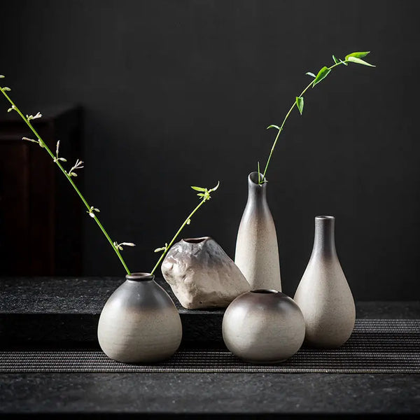 CHANSHOVA Mini Chinese Ceramic Vases – Set of 3