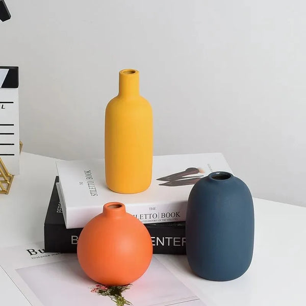 Nordic Morandi Ceramic Vase – Minimalist Home Decor Accent