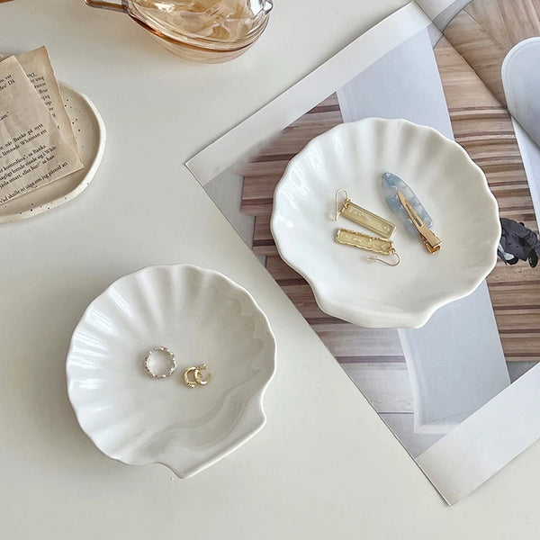 Creative Shell Shaped Ceramic Plate – Jewelry Display & Candle Holder Tray
